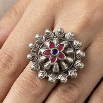 Floral Cocktail Silver Ring 